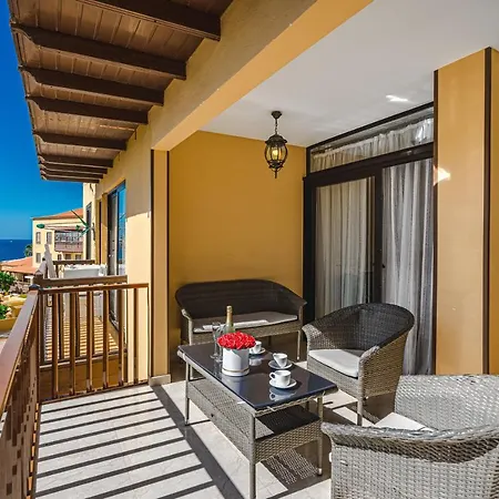 Amazing 3 Bedroom On The First Line Of The Americas Beach, Air Conditioner And Terrace Ocean View Апартаменты Плая-де-лас-Америкас