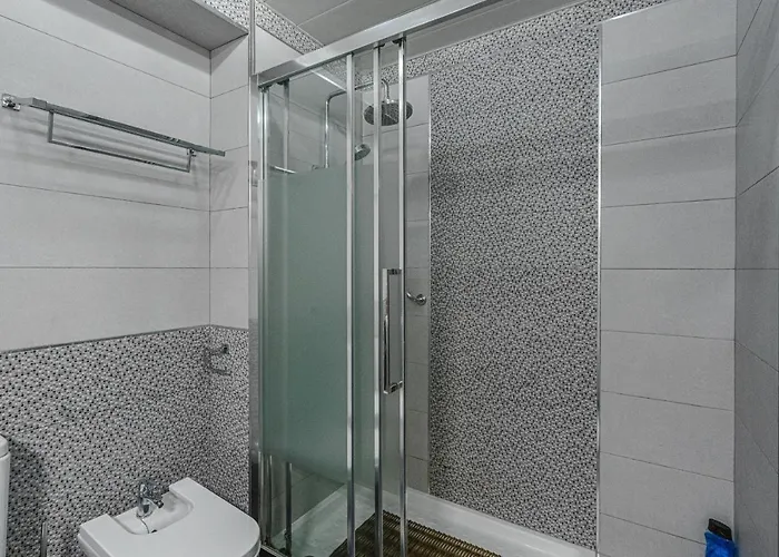 Amazing 3 Bedroom On The First Line Of The Americas Beach, Air Conditioner And Terrace Ocean View