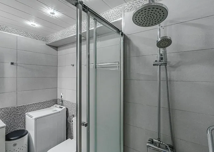 Апартаменты Amazing 3 Bedroom On The First Line Of The Americas Beach, Air Conditioner And Terrace Ocean View Плая-де-лас-Америкас